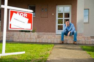How Long Do You Have to Sell a House in Foreclosure